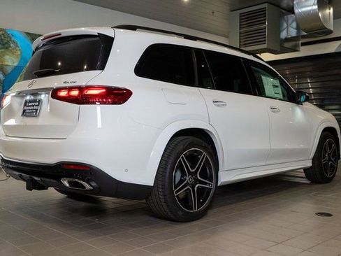 Used 2026 Mercedes-Benz GLS 450 4MATIC image 5