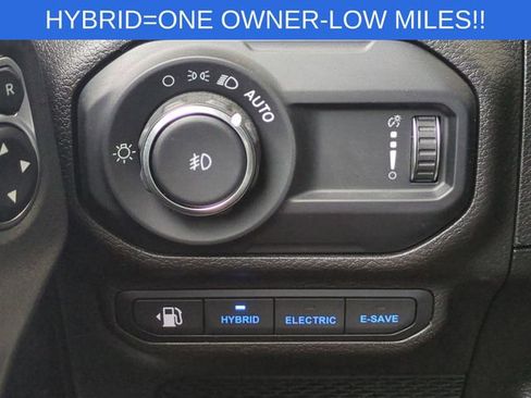 Used 2023 Jeep Wrangler Unlimited Rubicon 4xe w/ Cold Weather Group AWD/4WD image 16