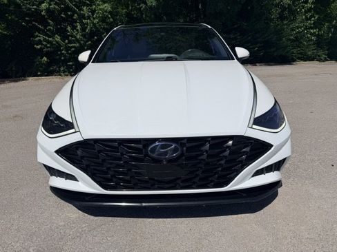 Used 2021 Hyundai Sonata Limited FWD image 2