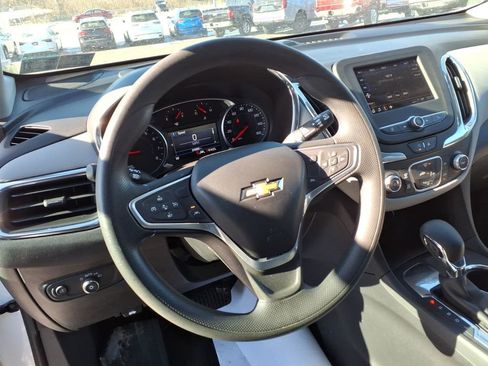 Used 2023 Chevrolet Equinox LS w/ LS Convenience Package image 8