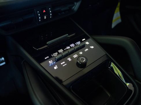 New 2026 Porsche Cayenne S AWD/4WD image 23
