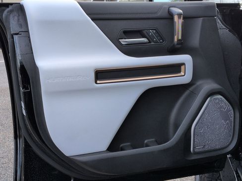 Used 2024 GMC Hummer EV 3X w/ Extreme Off-Road Package image 14