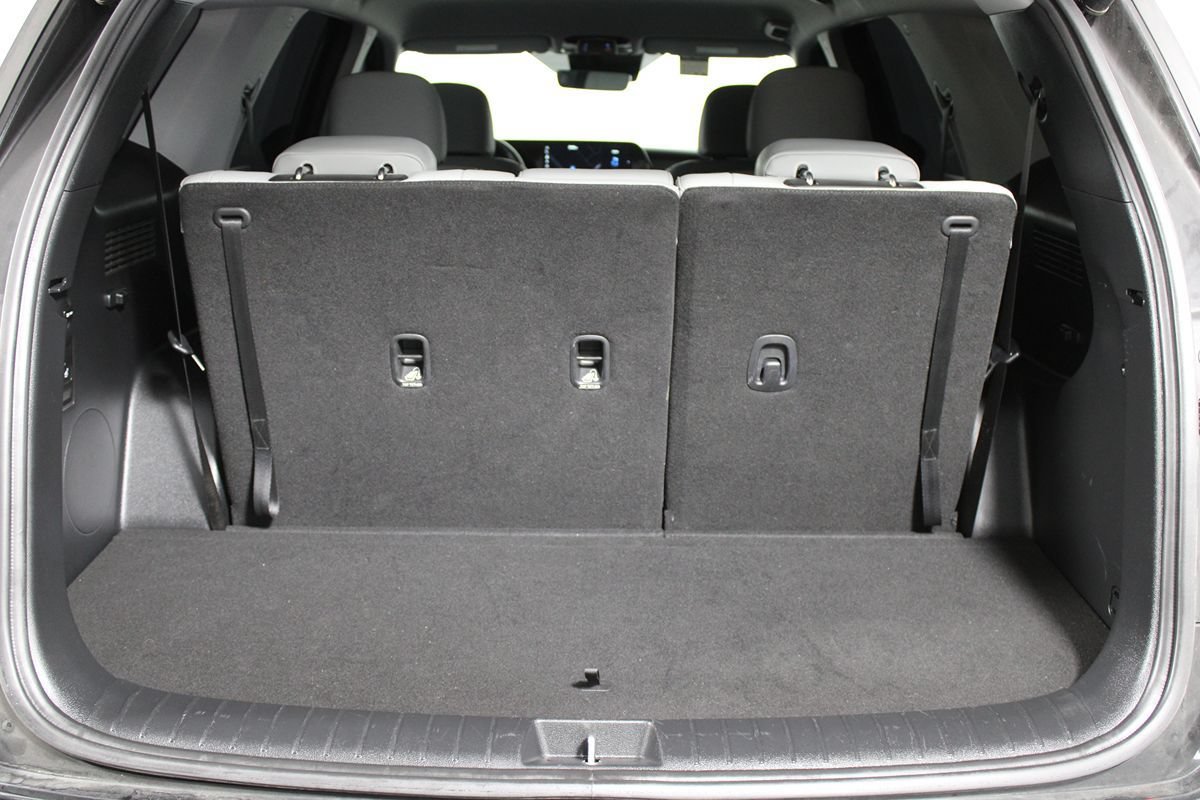 Used 2025 Hyundai Palisade SEL FWD image 29