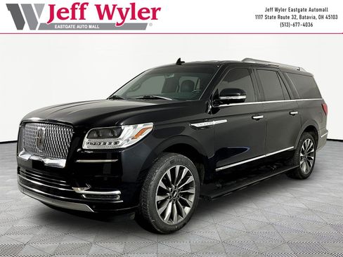 Used 2019 Lincoln Navigator L Select AWD/4WD image 1
