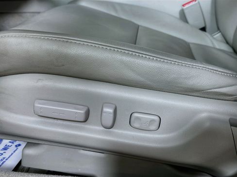 Used 2010 Acura TL FWD image 17