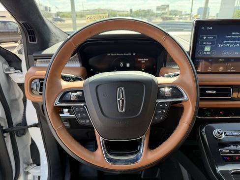 Used 2022 Lincoln Nautilus Black Label w/ Class II Trailer Tow Package image 19