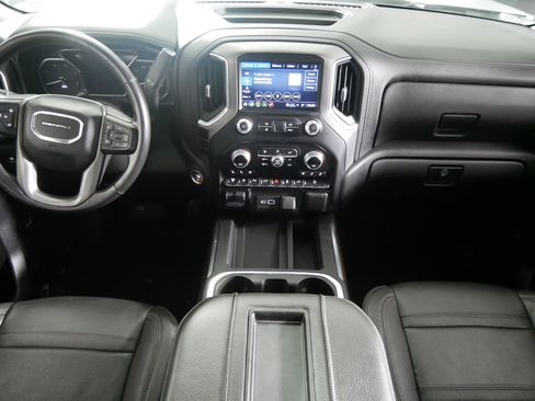 Certified 2021 GMC Sierra 3500 Denali w/ Denali Ultimate Package image 10