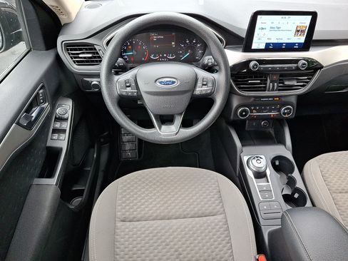 Used 2020 Ford Escape SE FWD image 13