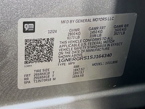 Used 2025 Chevrolet Traverse LT image 33