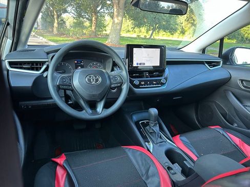 Used 2025 Toyota Corolla LE w/ Convenience Package FWD image 13