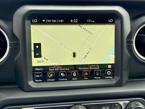 Used 2023 Jeep Wrangler Unlimited Sahara w/ Safety Group AWD/4WD image 14