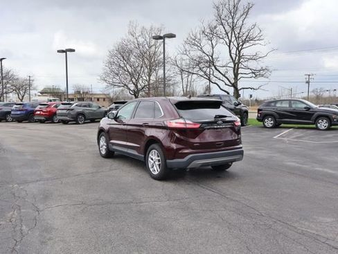 Used 2022 Ford Edge SEL w/ Convenience Package AWD/4WD image 5