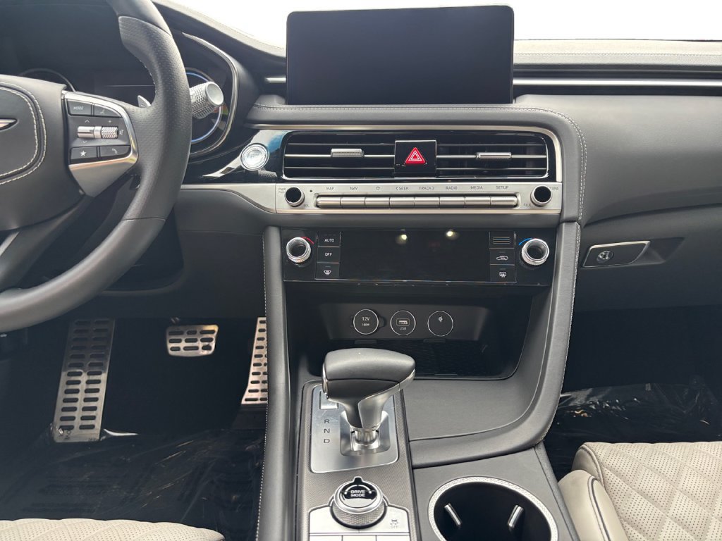 Used 2025 Genesis G70 3.3T Advanced w/ Sport Prestige Package RWD image 12