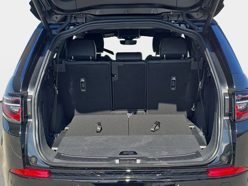 New 2026 Land Rover Discovery Sport Landmark AWD/4WD image 13
