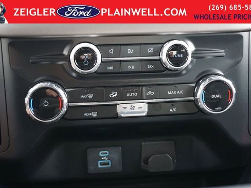 Used 2024 Ford F150 XLT w/ Tow/Haul Package image 20