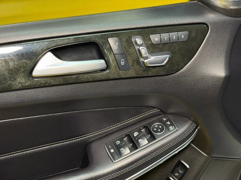 Used 2017 Mercedes-Benz GLS 550 GLS 550 Sport Utility 4D w/ Driver Assistance Package image 38