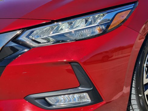 Used 2022 Nissan Sentra SR image 9