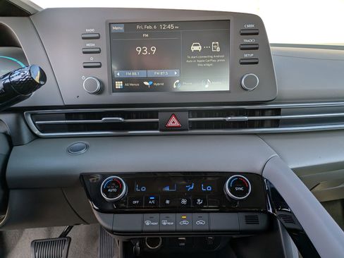 New 2026 Hyundai Elantra Blue image 10