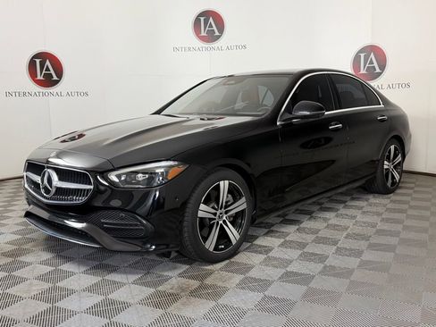 Used 2023 Mercedes-Benz C 300 4MATIC Sedan image 3