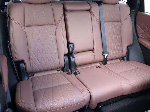 New 2025 Mitsubishi Outlander SEL image 30