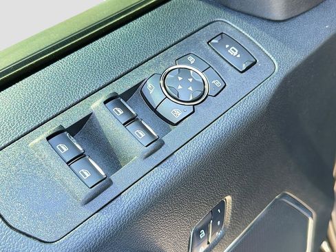 Used 2018 Ford F250 Lariat w/ Chrome Package image 21