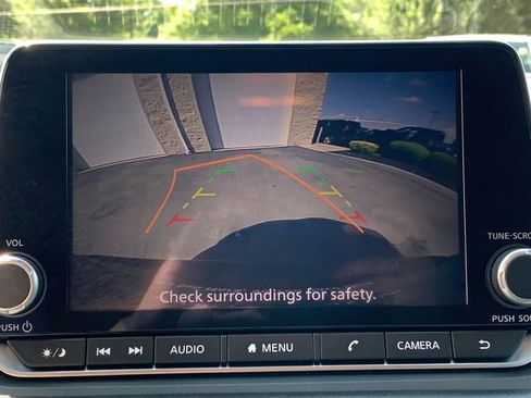 Used 2023 Nissan Rogue SV image 30