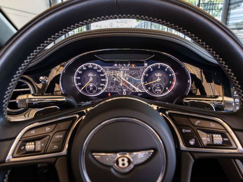 Used 2020 Bentley Continental GT V8 First Edition AWD/4WD image 13