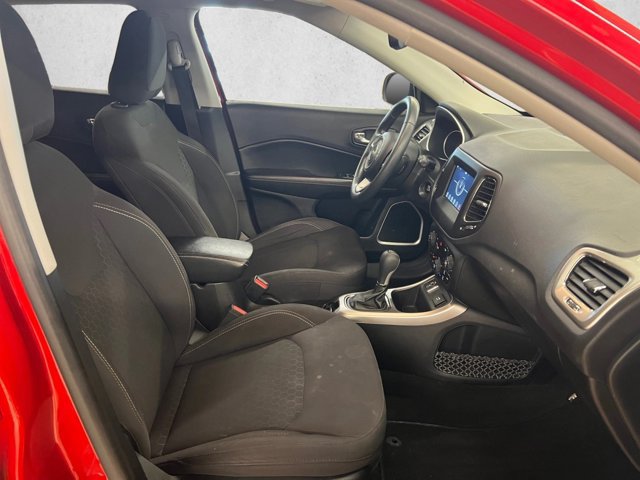 Used 2018 Jeep Compass Sport w/ Tech Group FWD image 22