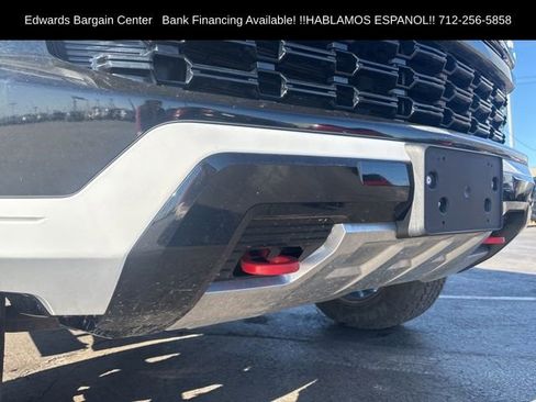 Used 2021 Chevrolet Suburban Z71 w/ Rear Media and Nav Package image 16