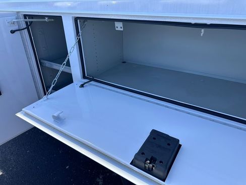 New 2024 Ford F550 4x4 Regular Cab Super Duty image 36