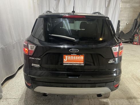 Used 2017 Ford Escape SE w/ Equipment Group 201A AWD/4WD image 7
