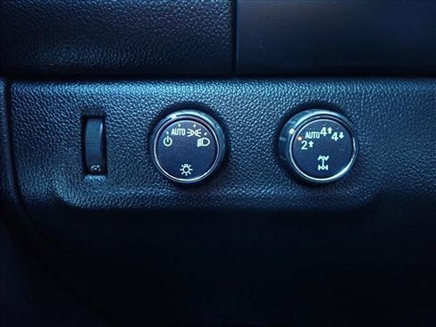 Used 2017 Chevrolet Colorado LT AWD/4WD image 21