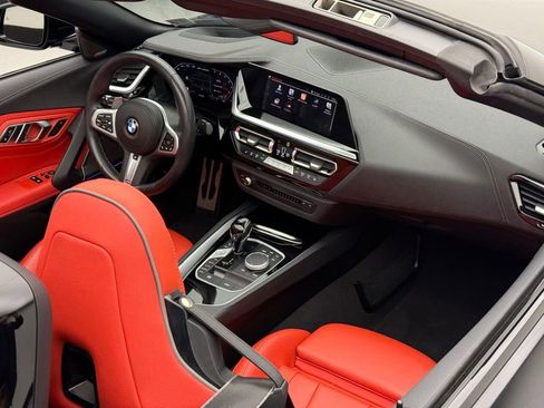 Used 2022 BMW Z4 M40i w/ Premium Package image 34