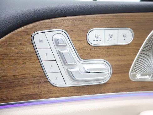 New 2026 Mercedes-Benz GLS 450 4MATIC image 14