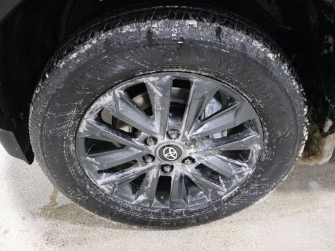 New 2026 Toyota Land Cruiser image 9