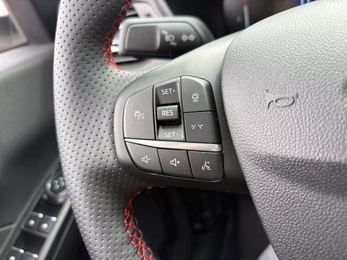 Certified 2024 Ford Escape ST-Line Select w/ Tech Pack #1 AWD/4WD image 13