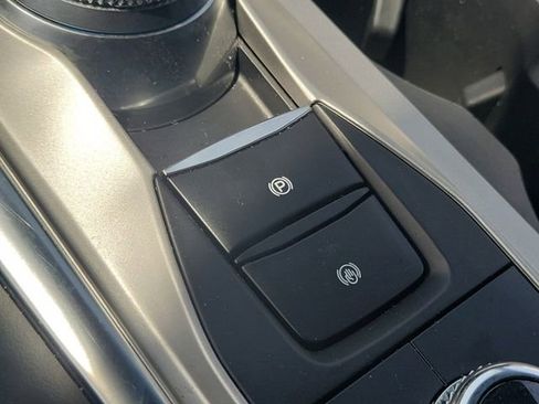 Used 2023 Ford Explorer XLT w/ Equipment Group 202A AWD/4WD image 20