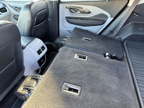 Used 2019 GMC Terrain SLT w/ Preferred Package image 16