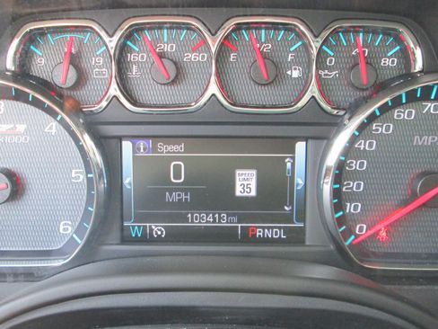 Used 2018 Chevrolet Tahoe LT w/ Z71 Midnight Edition AWD/4WD image 19