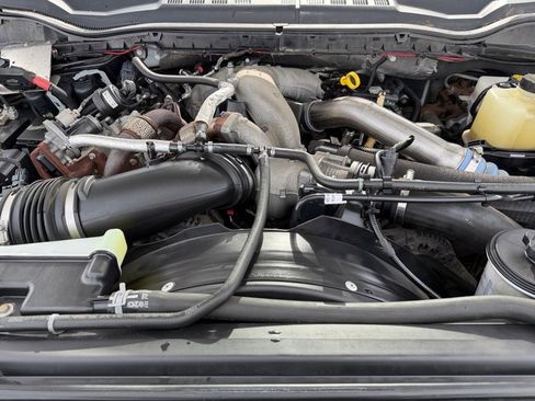 Used 2020 Ford F550 4x4 Regular Cab Super Duty image 28