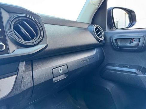 Used 2022 Toyota Tacoma SR w/ SR Convenience Package image 46