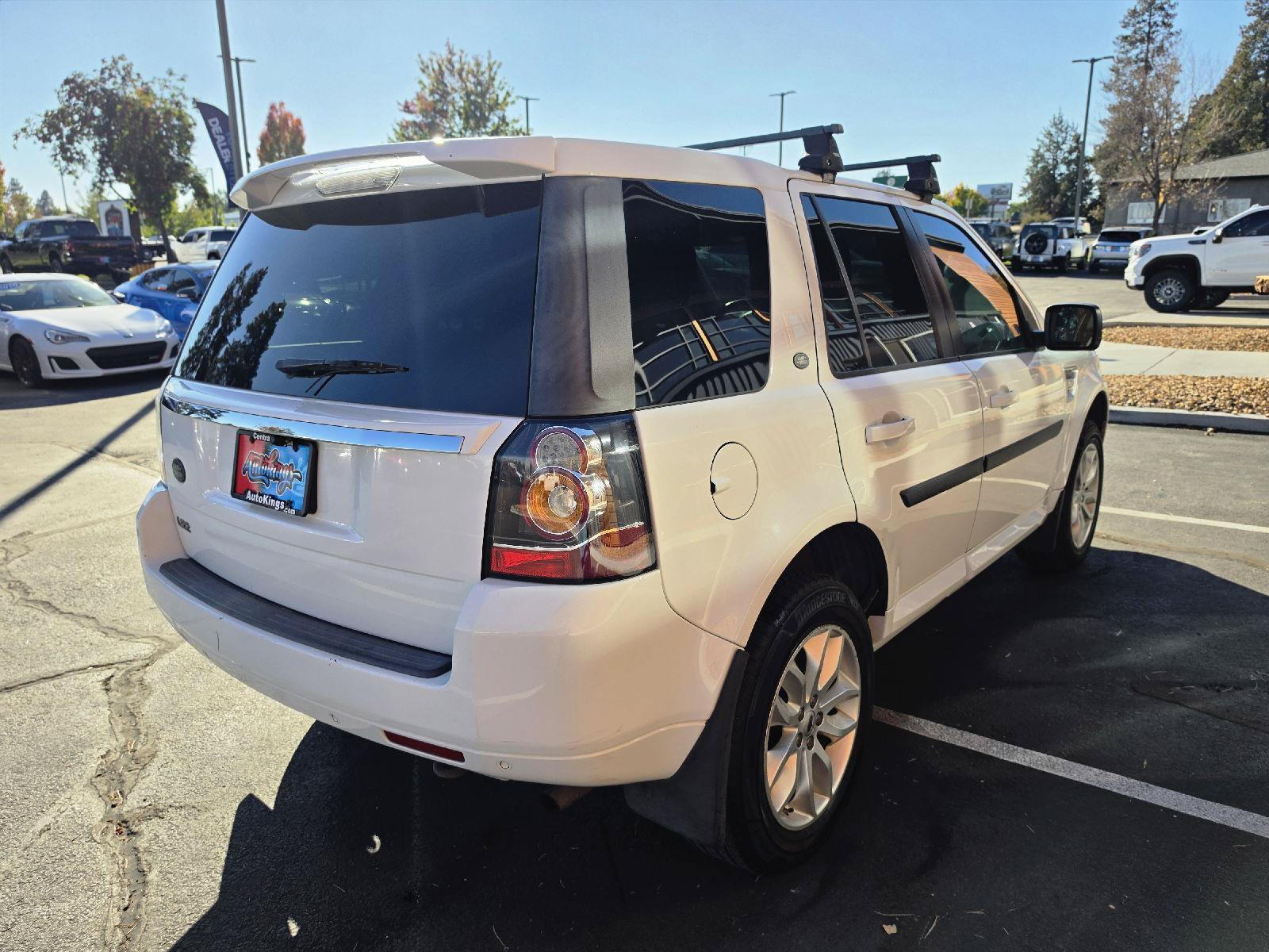 Used 2013 Land Rover LR2 HSE AWD/4WD image 6