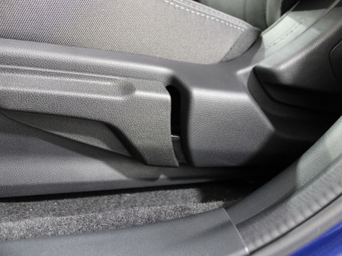 New 2026 Subaru Crosstrek 2.0i Premium AWD/4WD image 4