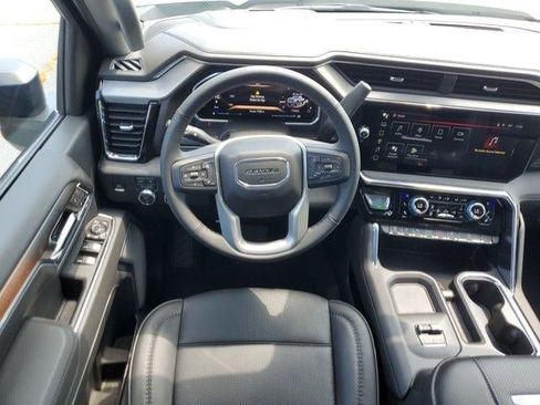 New 2026 GMC Sierra 2500 Denali AWD/4WD image 16