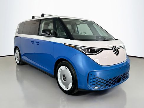 New 2025 Volkswagen ID. Buzz 1st Edition image 3