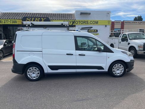 Used 2015 Ford Transit Connect XL image 2