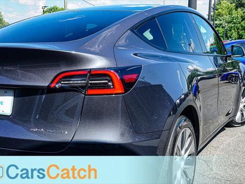 Used 2021 Tesla Model Y Long Range AWD/4WD image 7