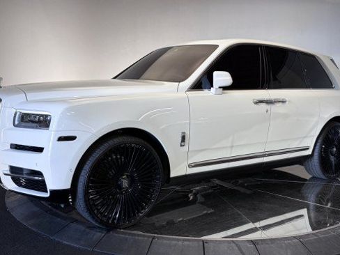 Used 2020 Rolls-Royce Cullinan AWD/4WD image 53