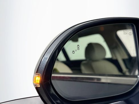 Used 2017 Genesis G90 5.0 Ultimate image 21