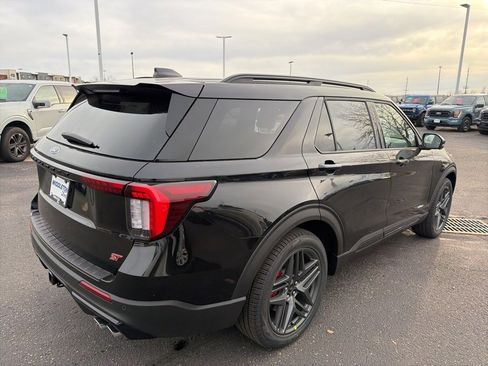 New 2026 Ford Explorer ST w/ Sun And Sound Package image 6